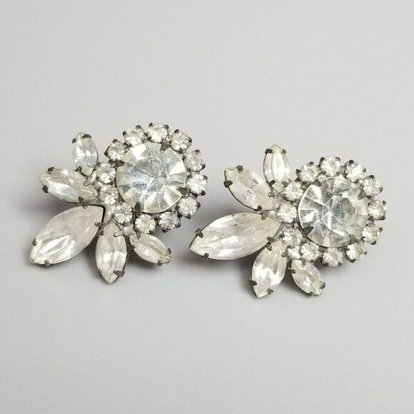 Vintage Rhinestone Cluster Stud Earrings, Silver Tone Retro Design, Estate - Picture 2 of 6